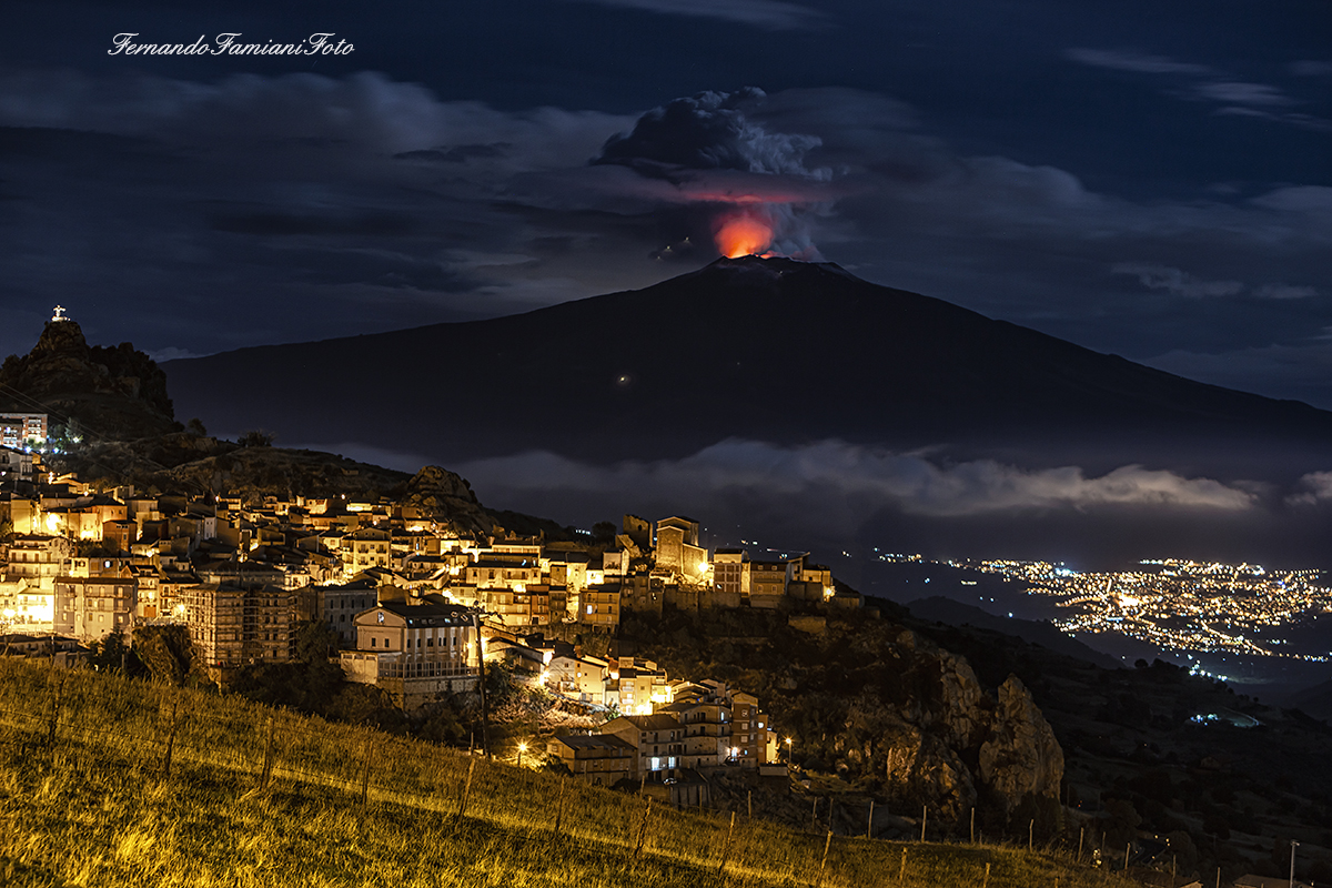 Foto eruzione Etna da Cesarò